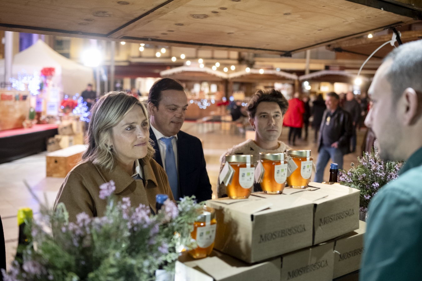 La Diputación ensalza el producto de proximidad y de calidad que ofrece la Feria de Navidad Castelló Ruta de Sabor