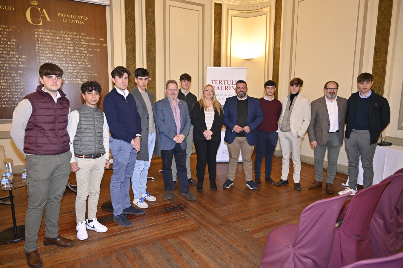 La Diputación de Castellón reúne a profesionales de la tauromaquia en la tertulia ‘La Feria de la Magdalena, escenario de lanzamiento’