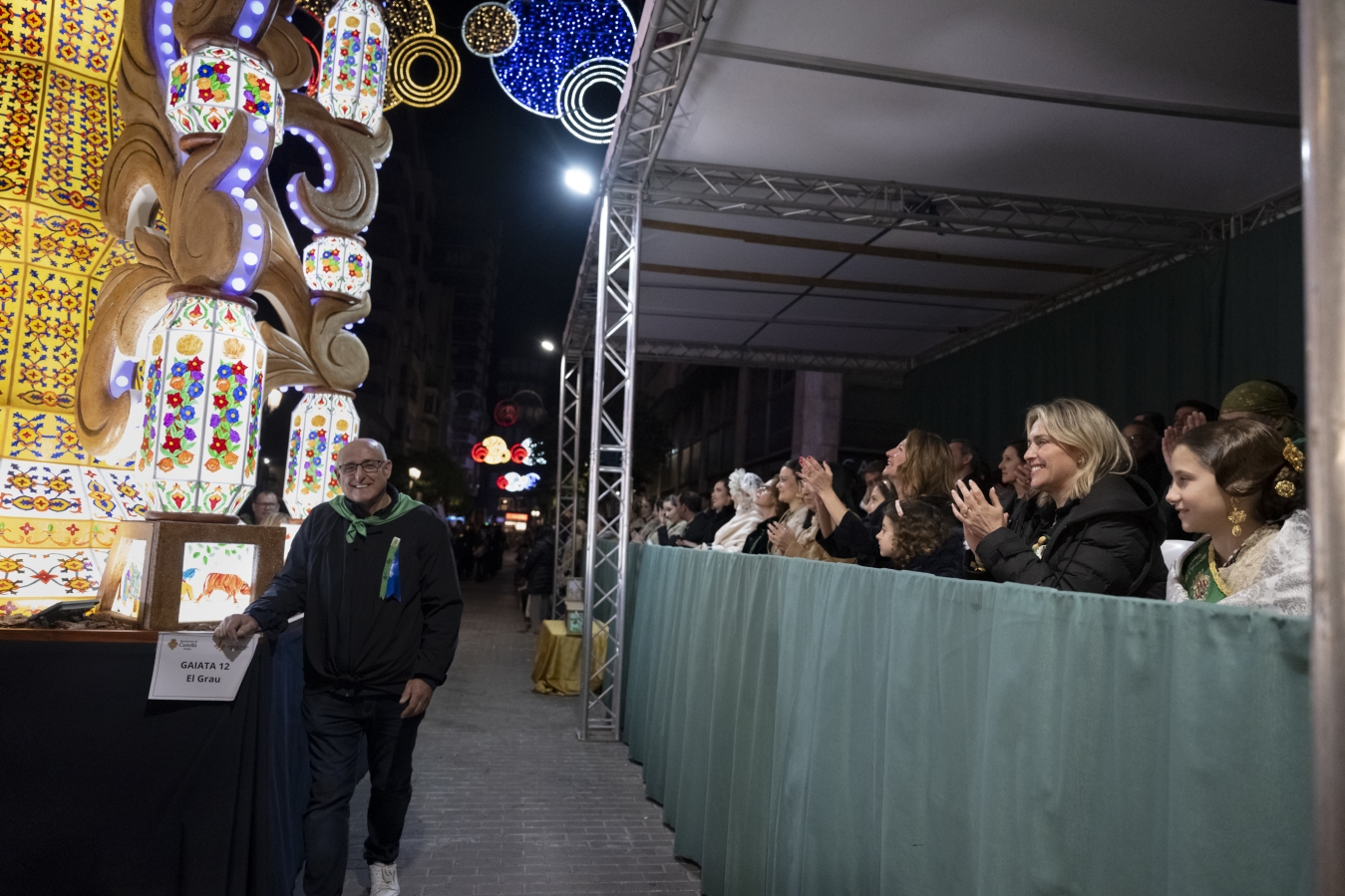 Marta Barrachina posa en valor el treball i esforç que hi ha darrere de cada ‘esclat de llum sense foc ni fum’