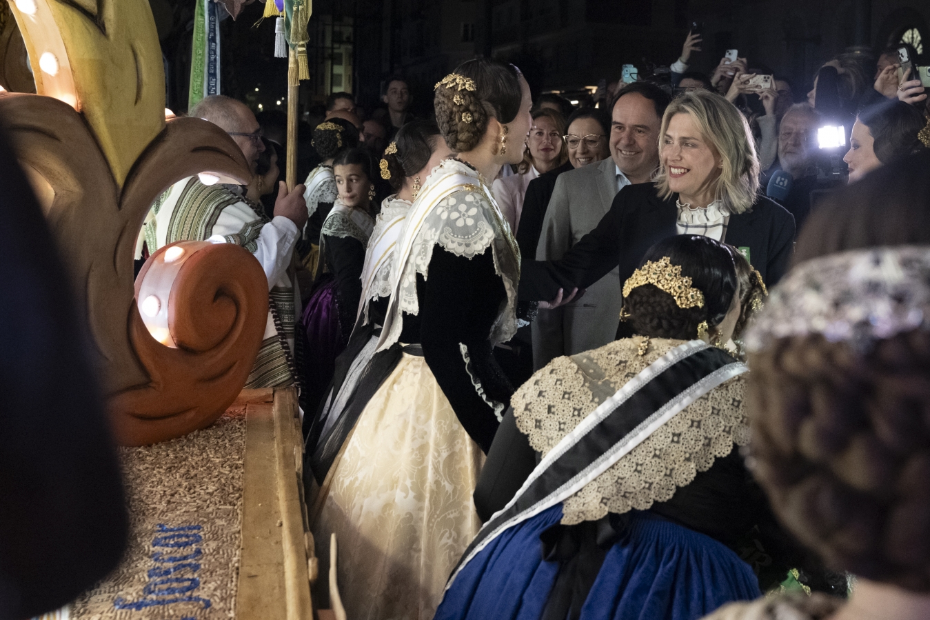 Marta Barrachina enaltix el treball i compromís de les comissions de les gaiates que simbolitzen la festa de Castelló
