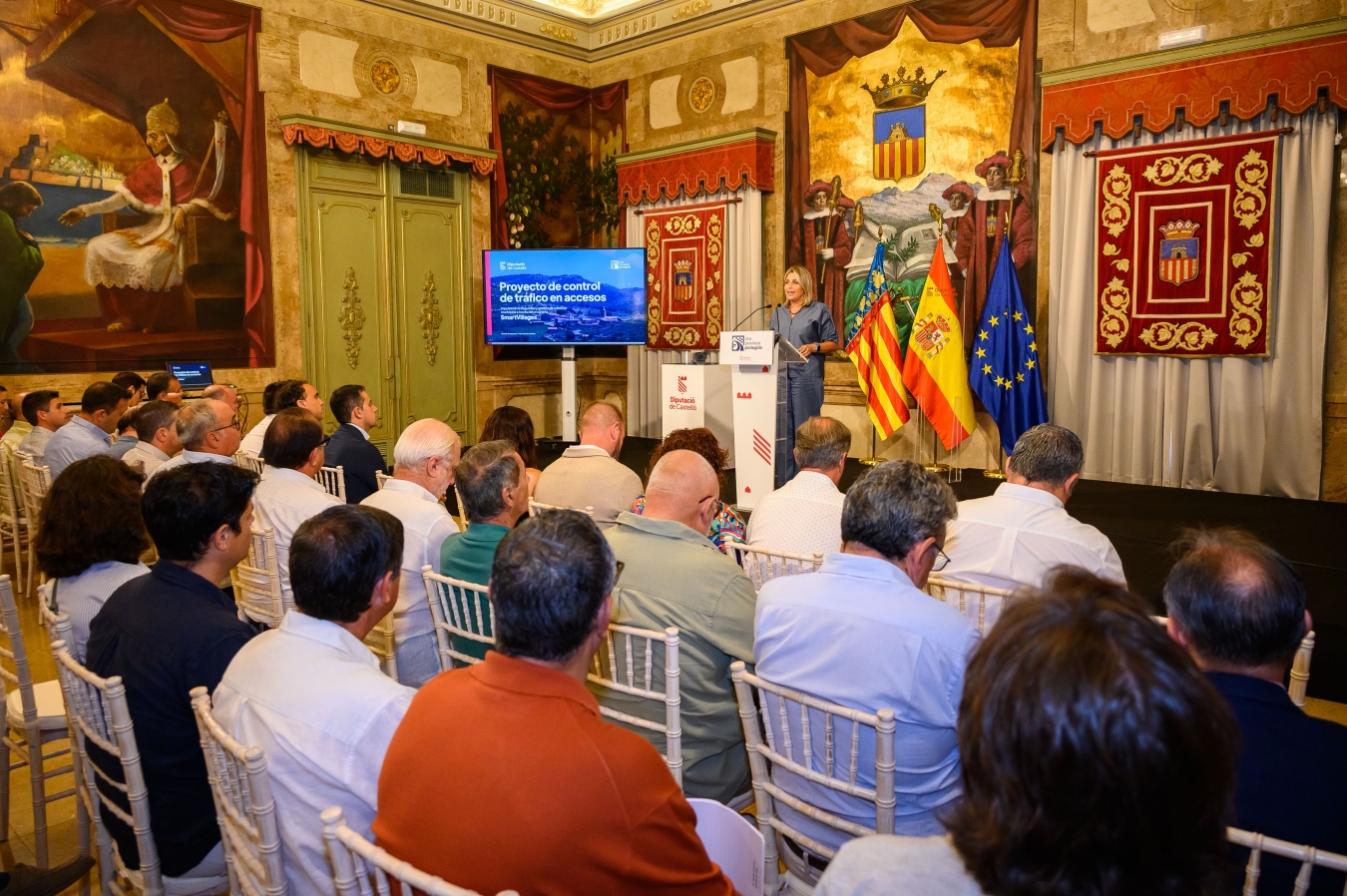 El plan ‘Una provincia protegida’ de la Diputación logra la adhesión de los 115 municipios candidatos para la instalación de 451 cámaras de control de tráfico