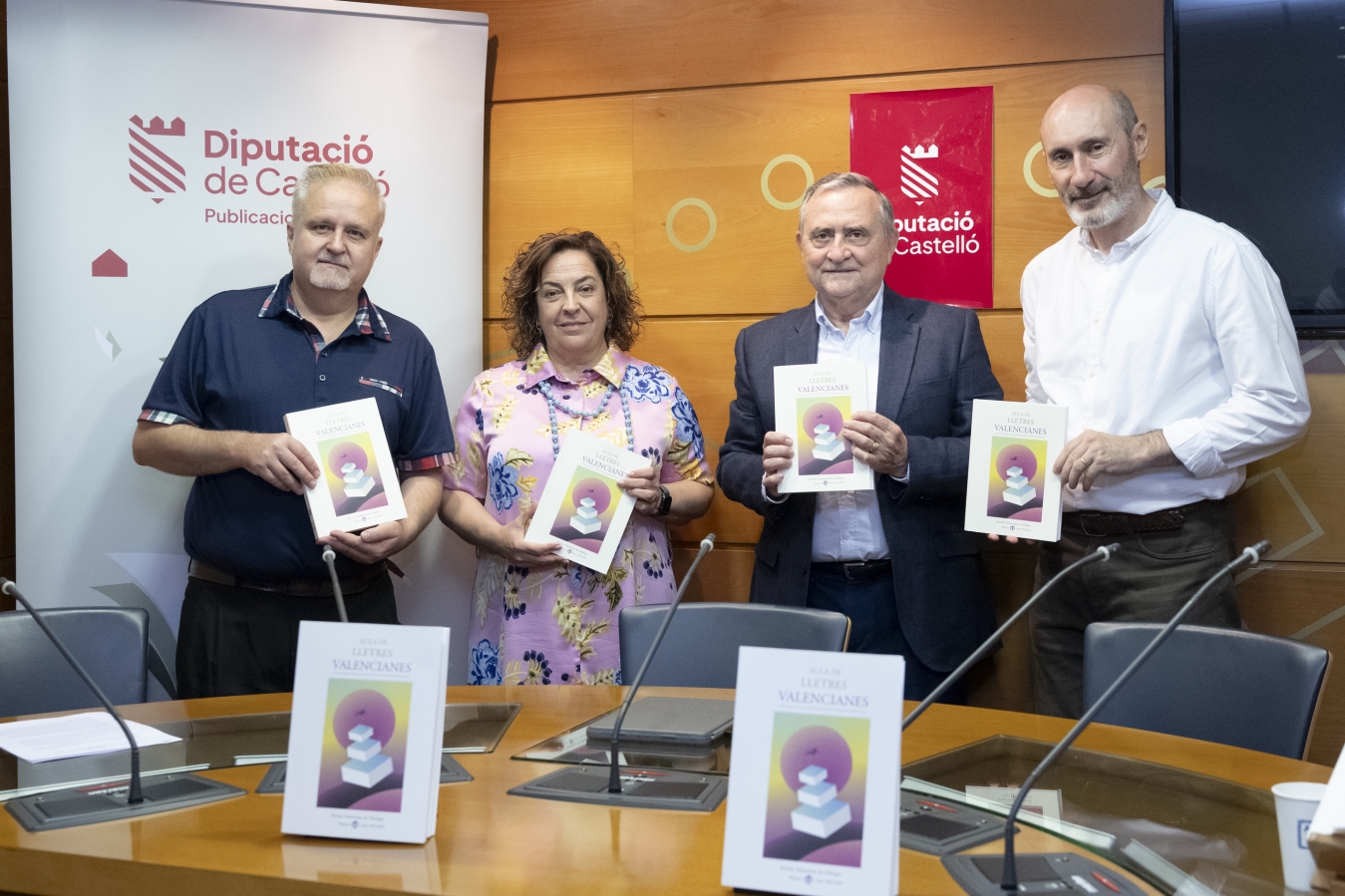 La Diputación de Castellón ensalza la riqueza lingüística de la provincia en la presentación del número 11 de la revista Aula de Lletres Valencianes